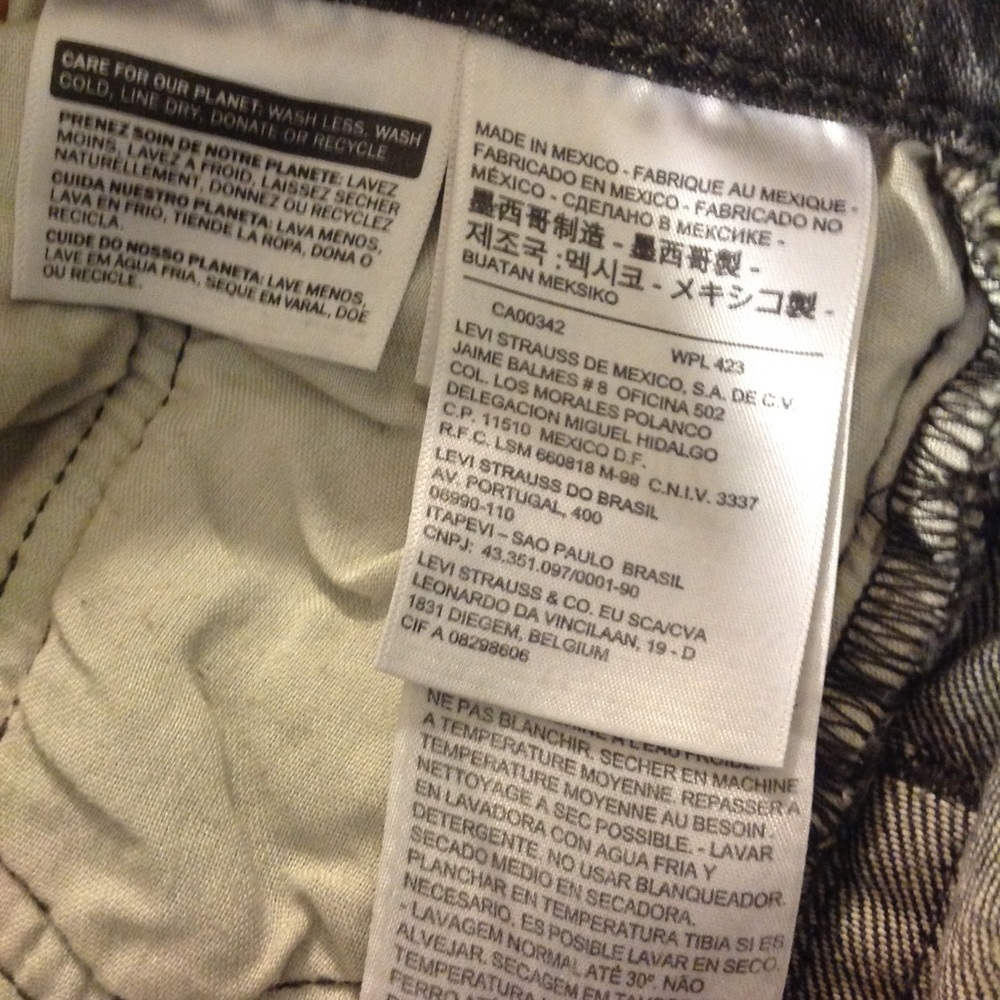 NEW Levi's 501 Skinny Stretch Button-Fly Jeans - Picture 3 of 8